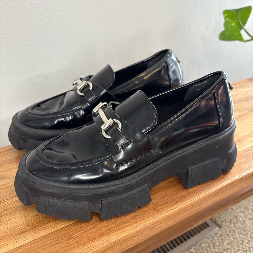 Steve Madden women's 5.5 black platform horse bit trifecta loafers